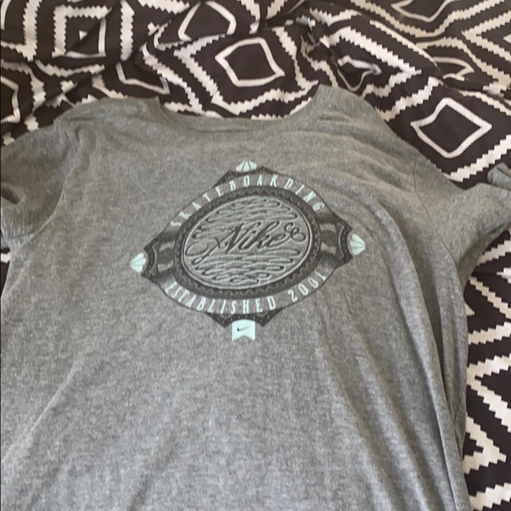 Nike skateboarding T-shirt